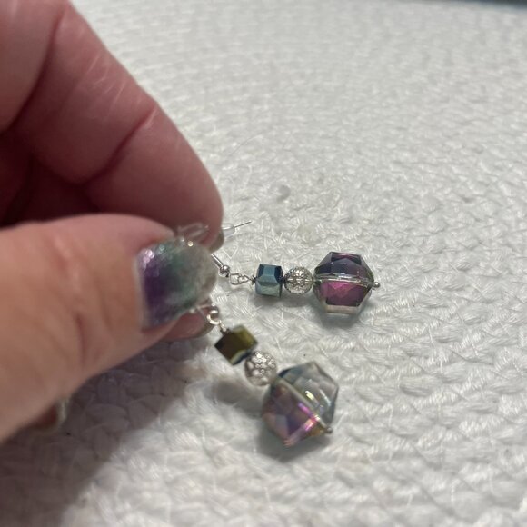 Stunning AURORA BOREALIS CRYSTALS Handmade Silver Dangle Earrings #257D - Picture 2 of 3